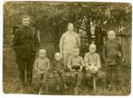1930г., Г.Ф.Новоселов,Е.М.Новоселова и их дети
